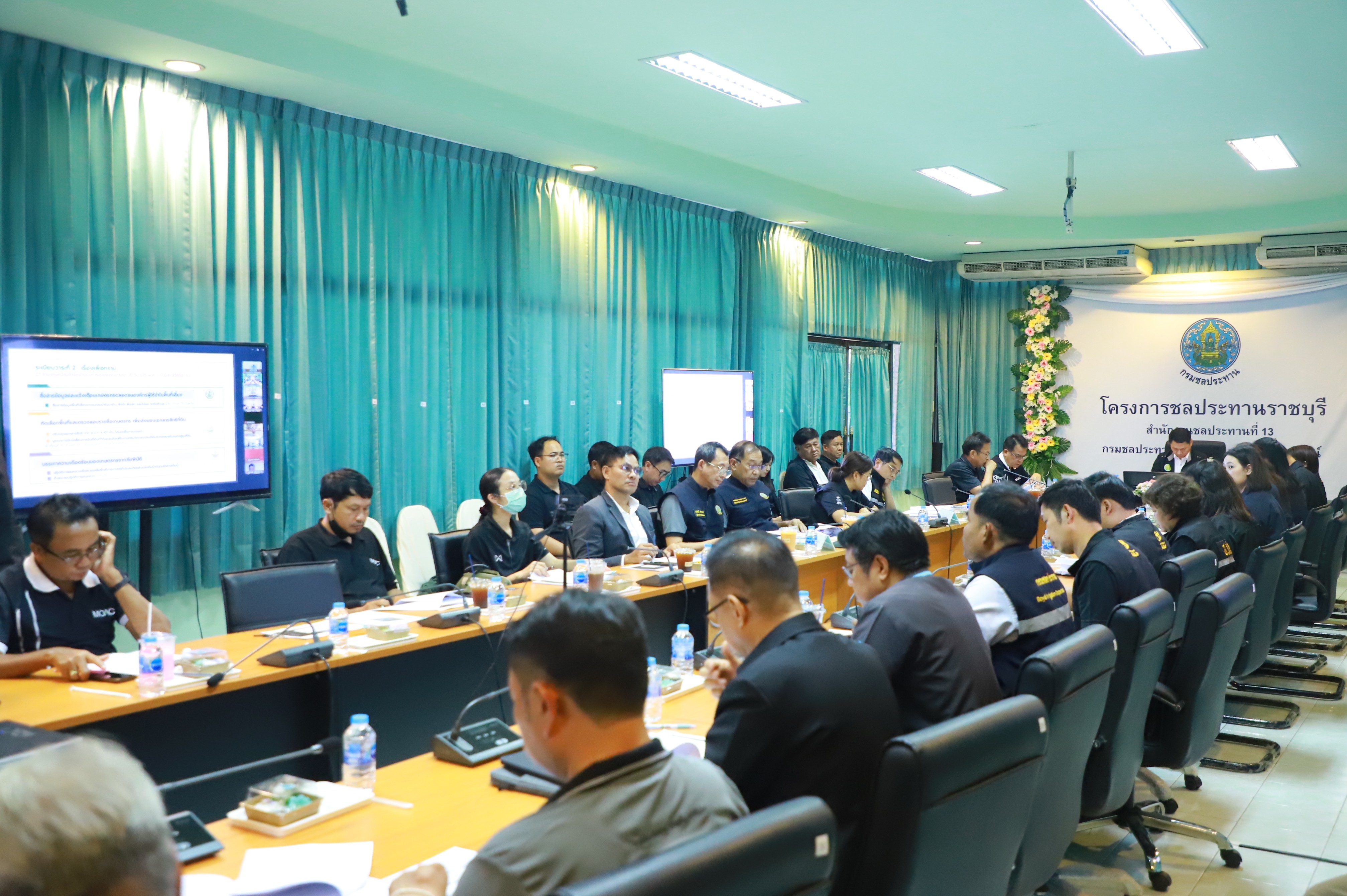 title - ส.ป.ก. ร่วมประชุมคณะทำงานที่ 3 เดินหน้าปั้น “รางบัวโมเดล” สู่ต้นแบบเมืองเกษตรนวัตกรรมครบวงจร พร้อมลุยพื้นที่รับฟังปัญหาเกษตรกรราชบุรี